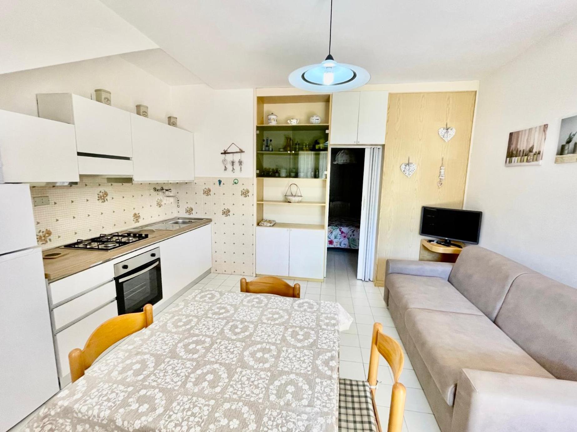 Appartamenti Via Dei Cipressi Marina Di Bibbona Zewnętrze zdjęcie